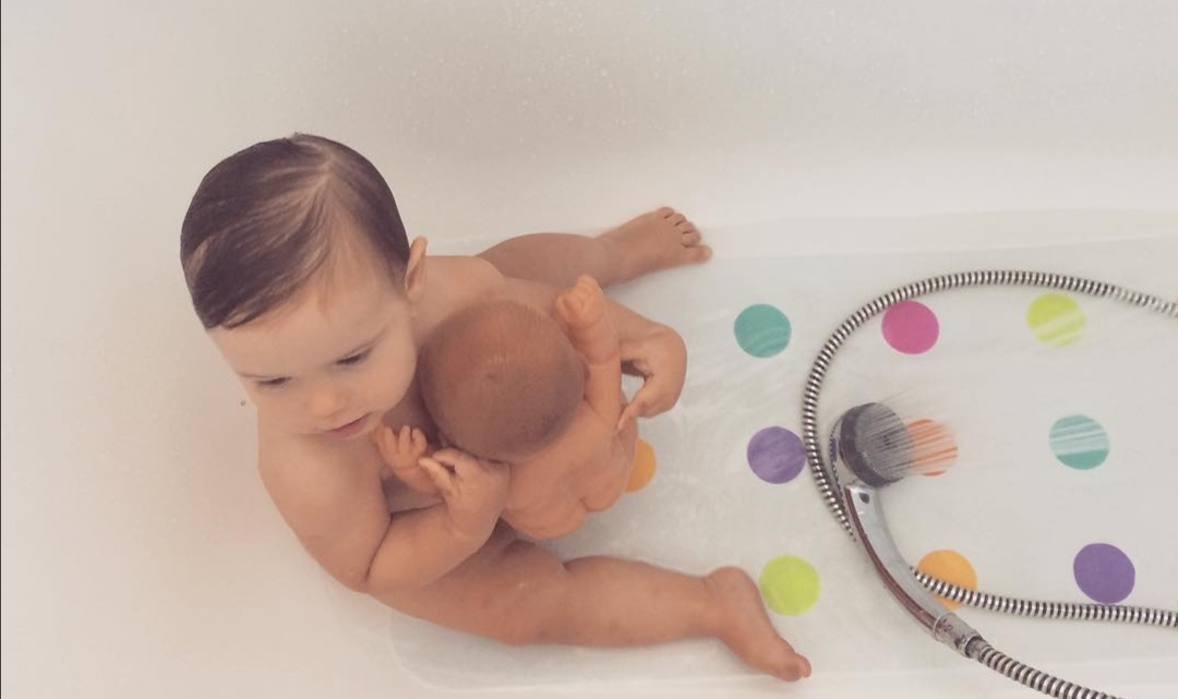 Tapis De Bain Rigolo Munchkin Comparateur Avis Prix Consobaby Tapis De Bain Rigolo Munchkin Comparateur Avis Prix Consobaby