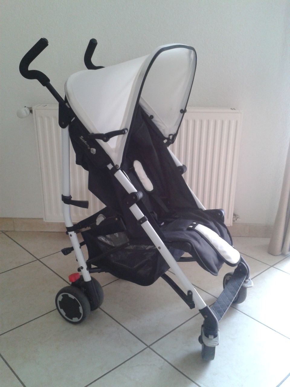 poussette safety cora