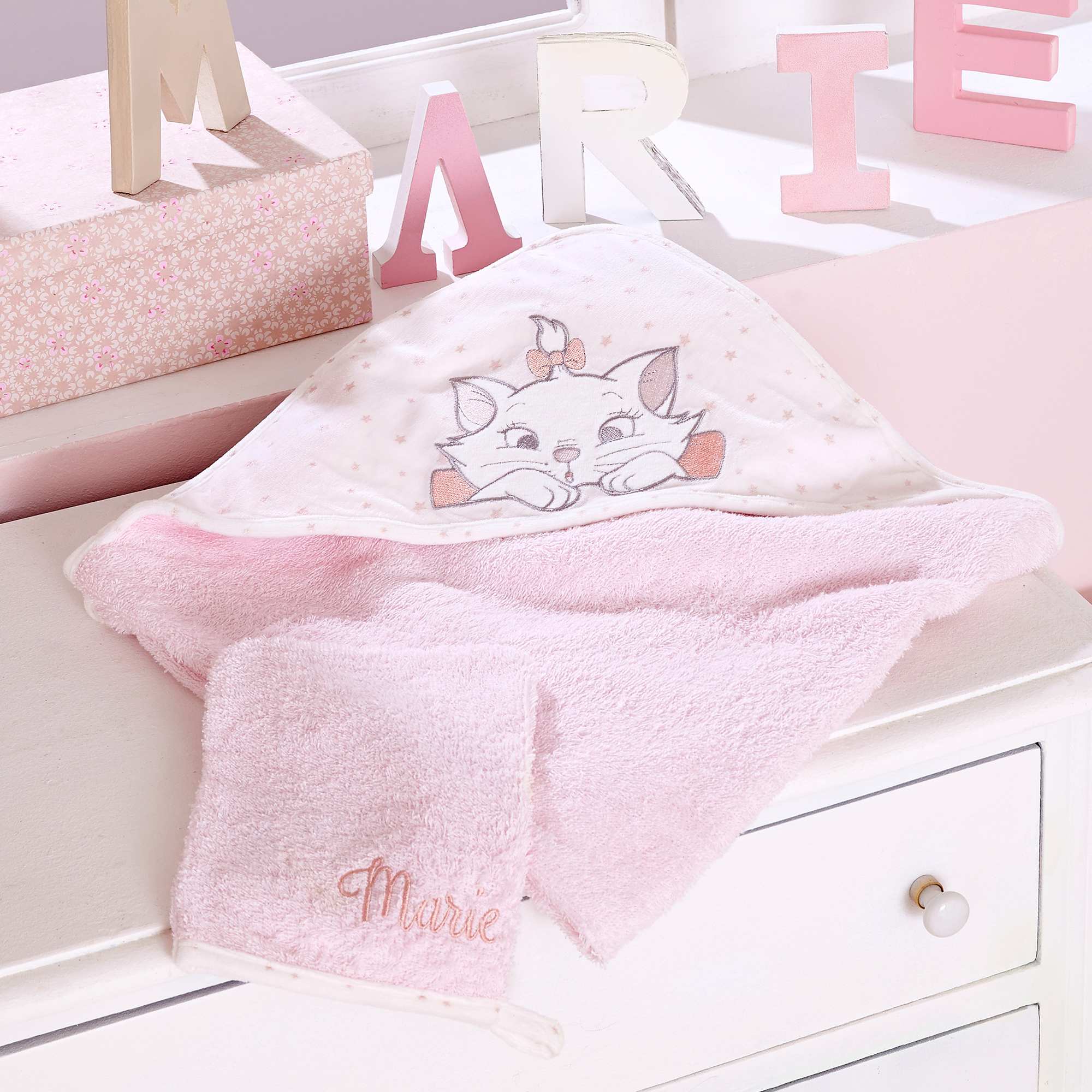 Cape De Bain Et Gant En Eponge Marie Comparateur Avis Prix Consobaby Cape De Bain Et Gant En Eponge Marie Comparateur Avis Prix Consobaby