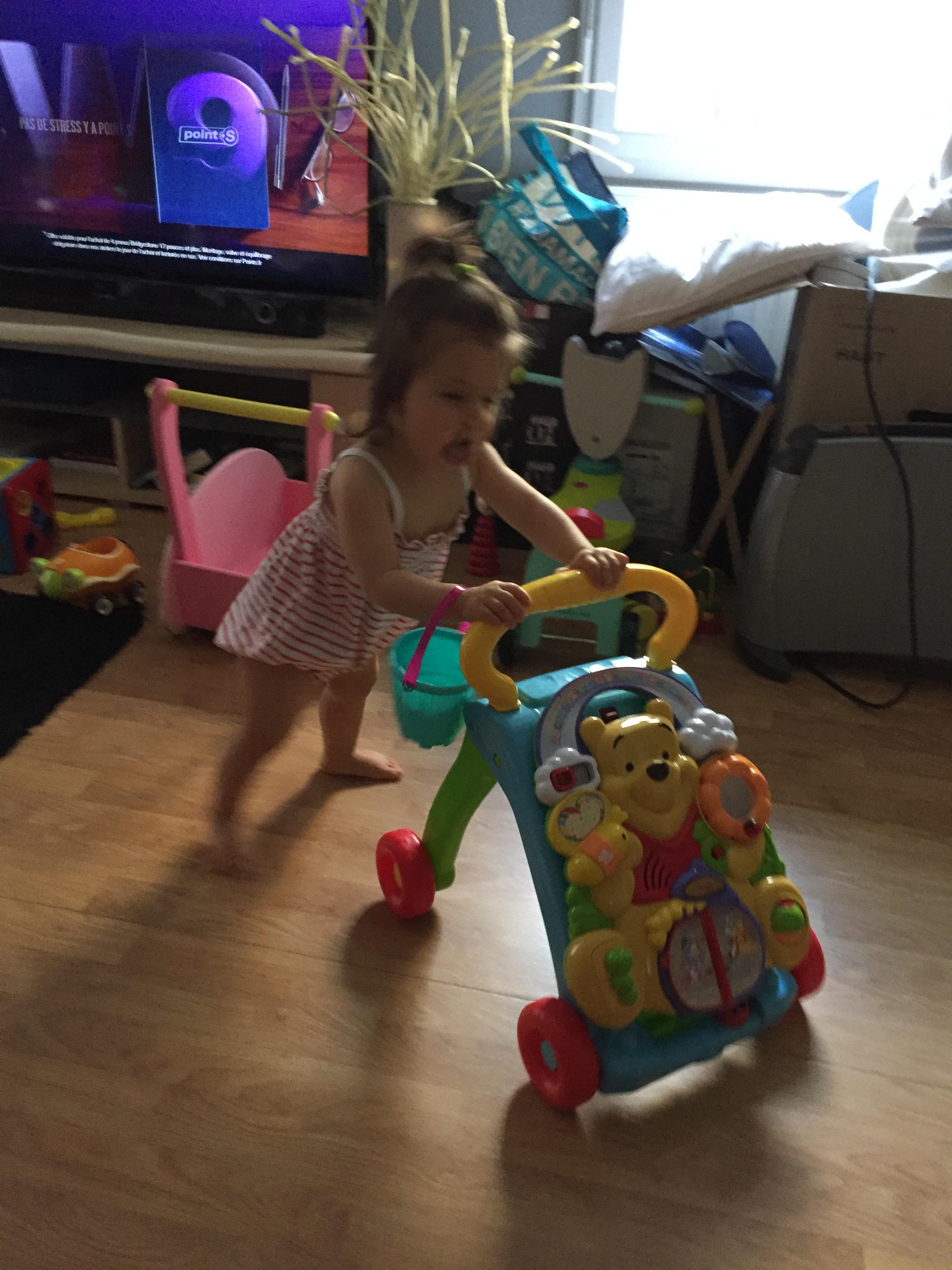 trotteur winnie vtech