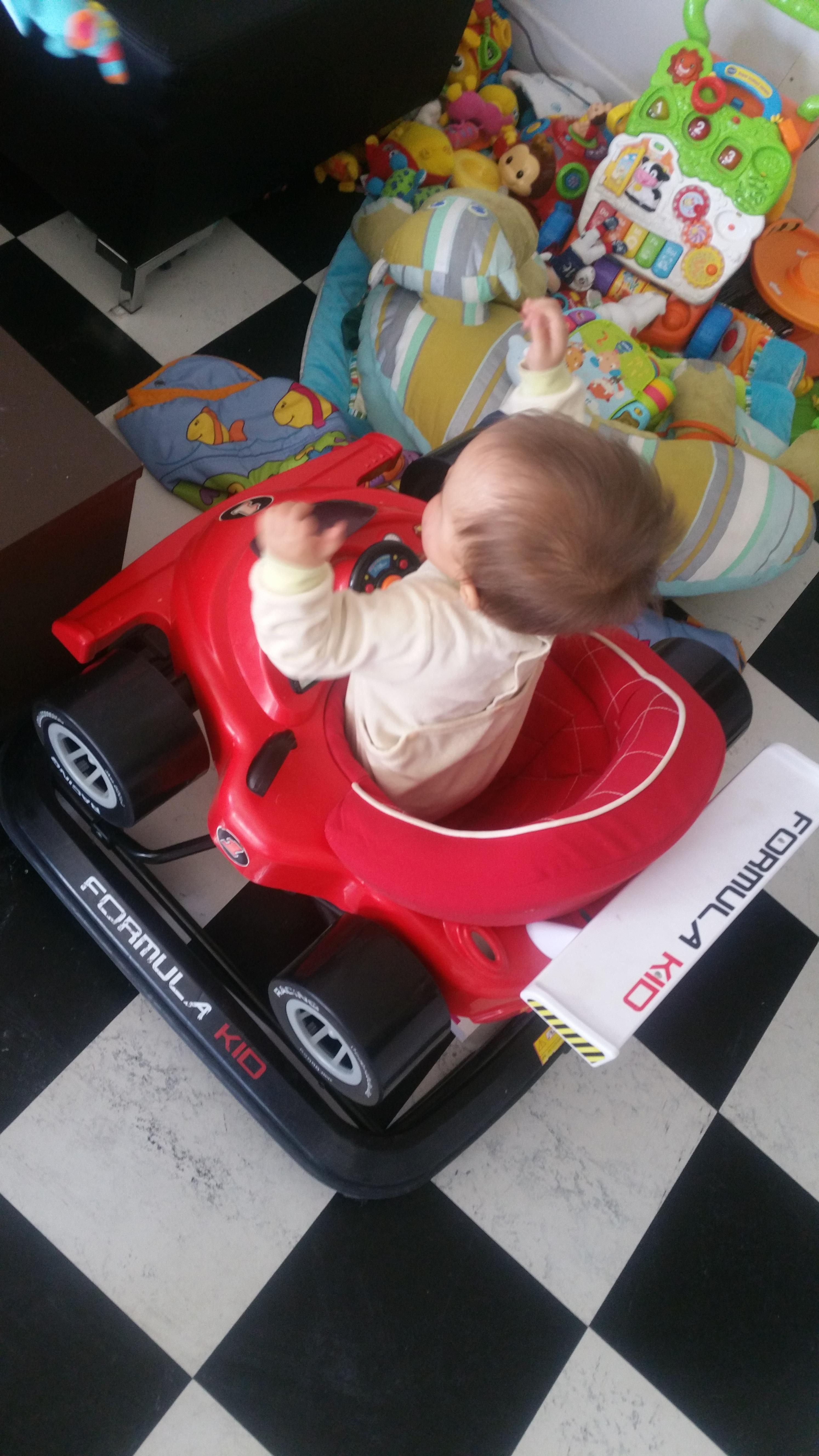 trotteur formula kid