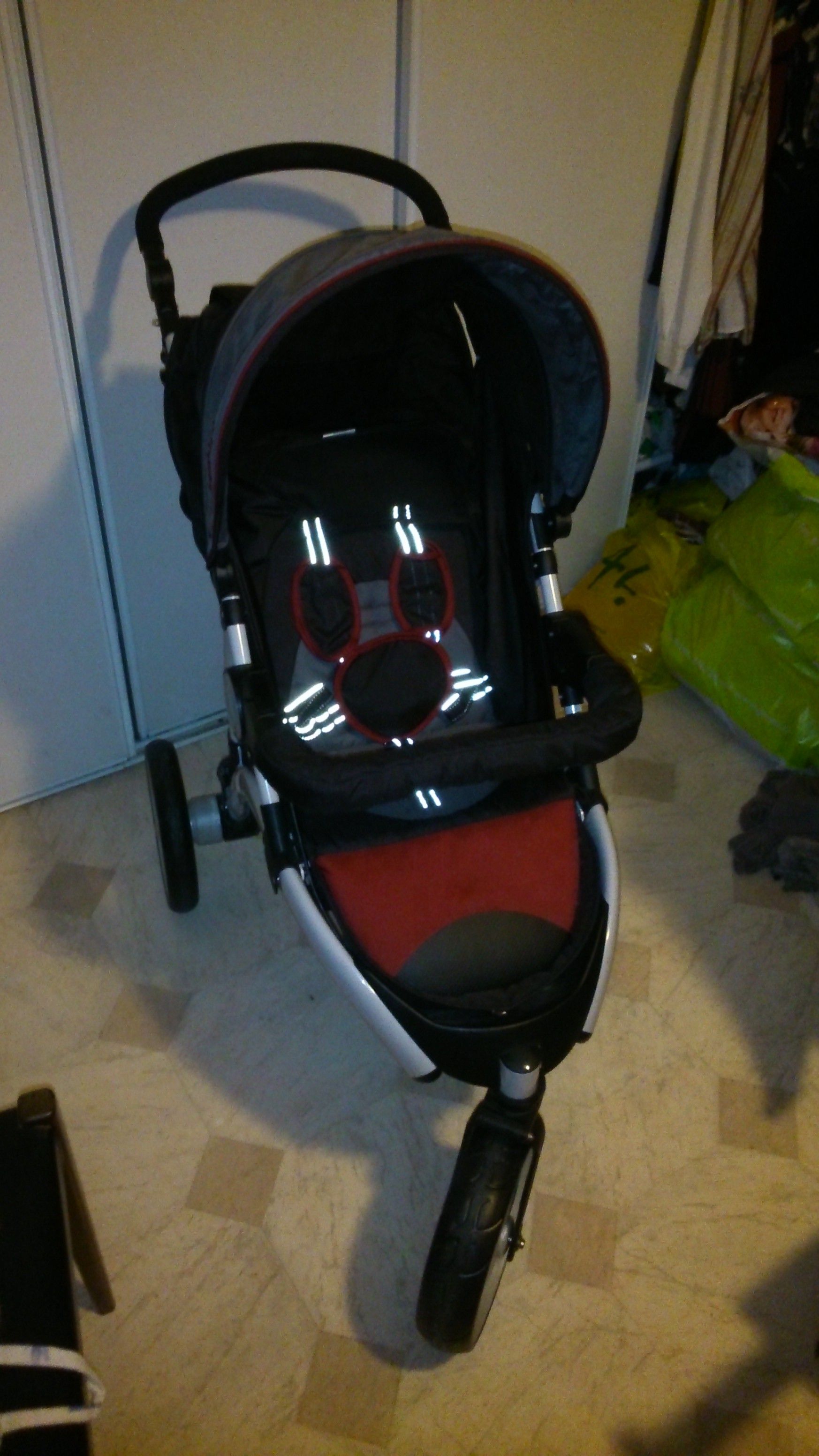 poussette 3 roues bambisol