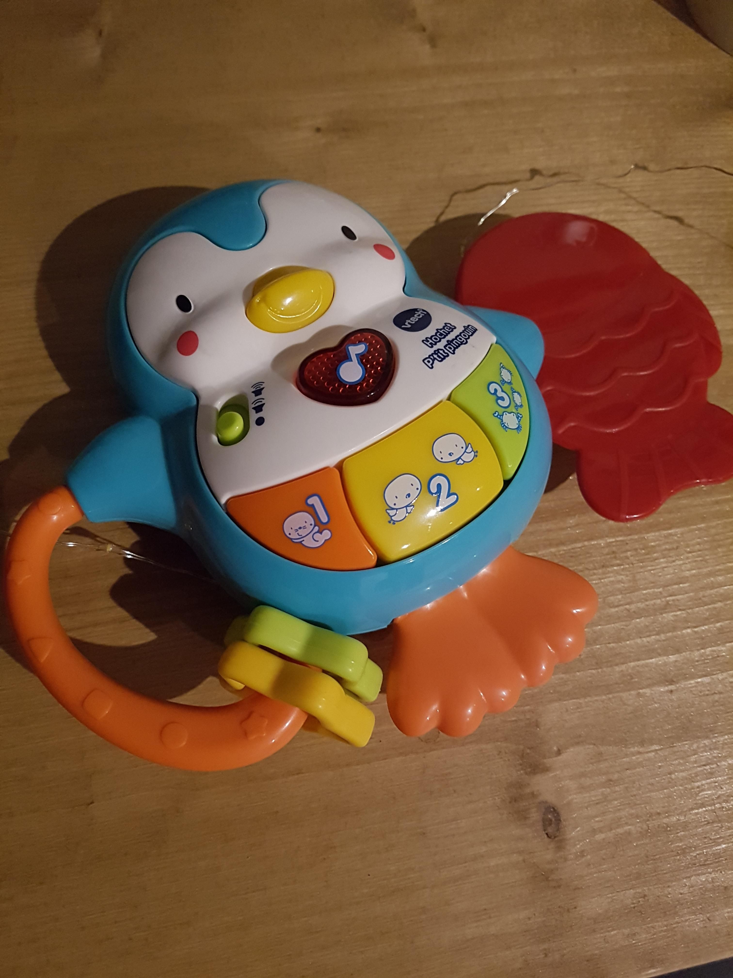 hochet pingouin vtech