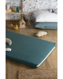 Matelas de voyage roulé pour bébé