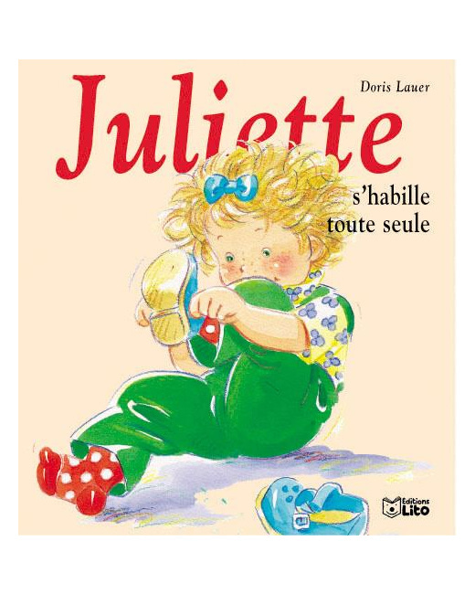 Juliette s'habille toute seule
