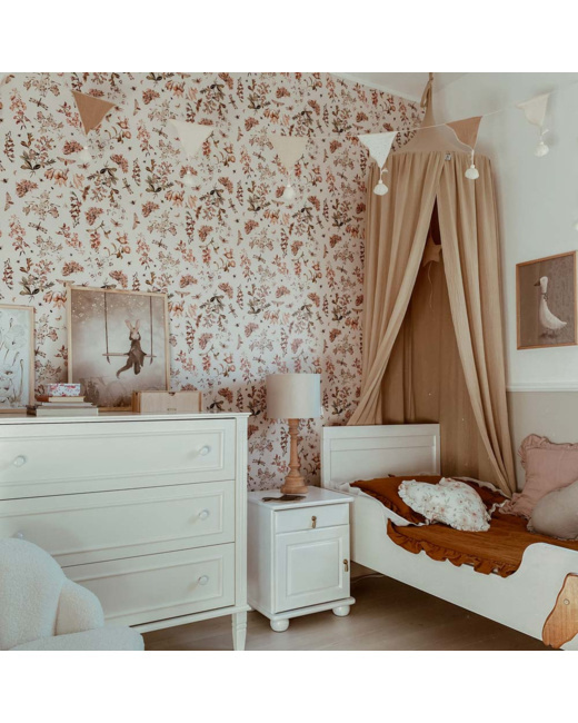 Papier peint enfant dans un verger