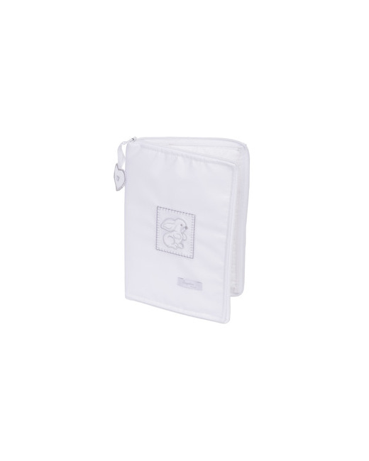 Basile protège carnet de santé
