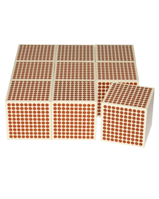 9 cubes de 1000 en bois