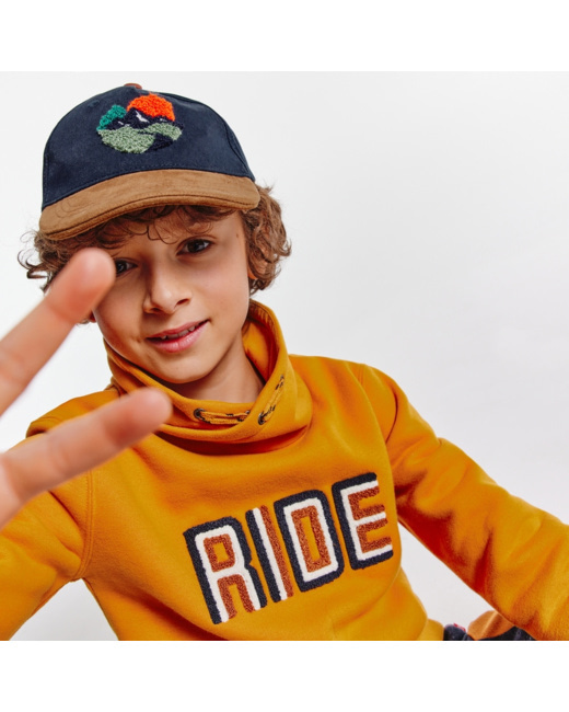 Casquette à visière bicolore avec patch bouclettes bleue garçon