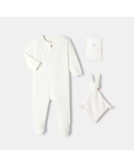 Pack cadeau naissance : pyjama avec doudou et cartes étapes