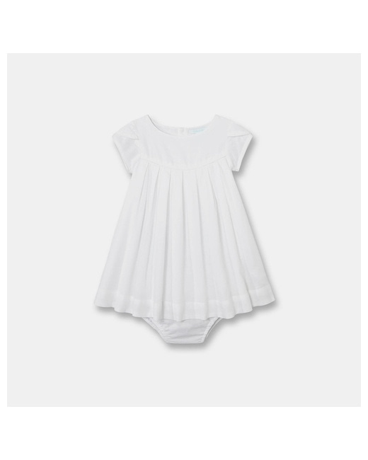 Robe blanche en plumetis