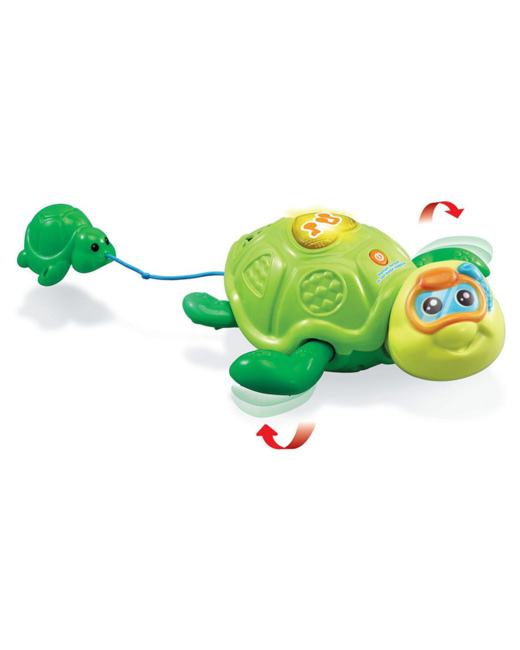 Maman tortue et son bébé nageur
