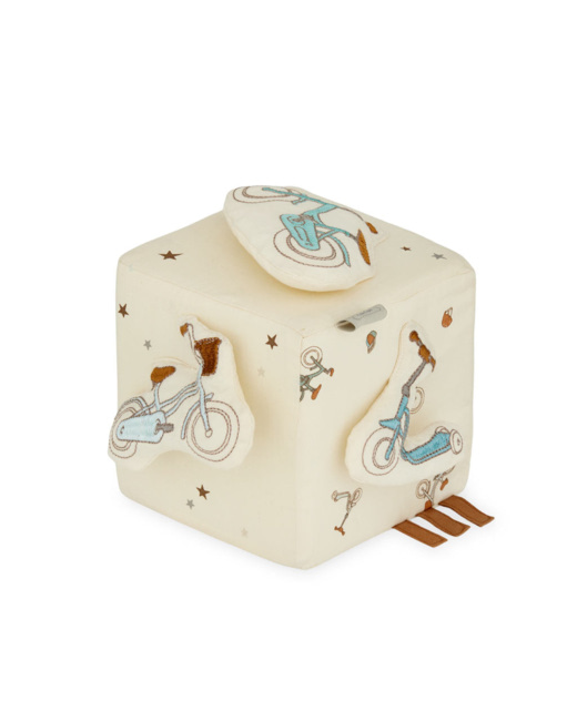 Cube D'Activités 