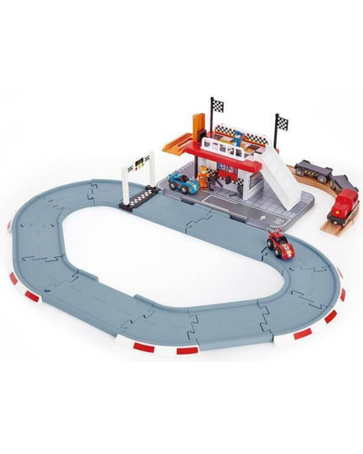 Circuit de course de voitures en bois