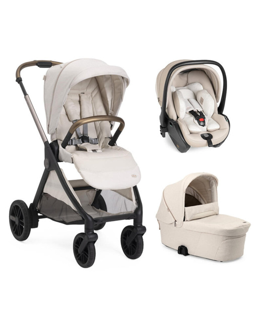 Poussette Trio Bellagio 2 + Siège auto First Seat Recline + Nacelle Flexi