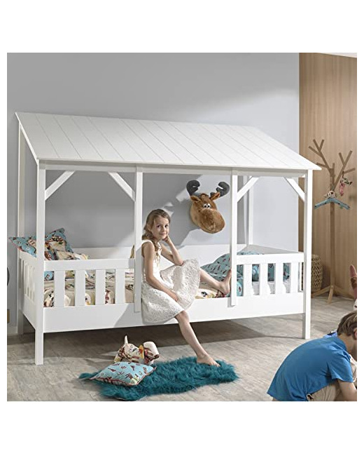 Lit cabane avec barrière et toit