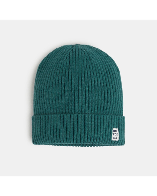 Bonnet en tricot côtelé vert garçon