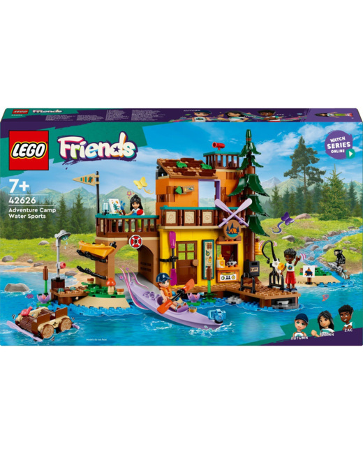 Sports aquatiques à la base d’aventure Friends