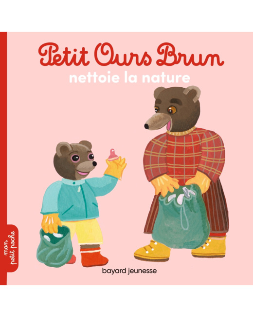 Petit Ours Brun nettoie la nature