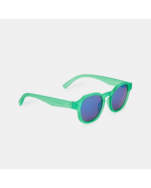 Lunettes de soleil de couleur vert garçon