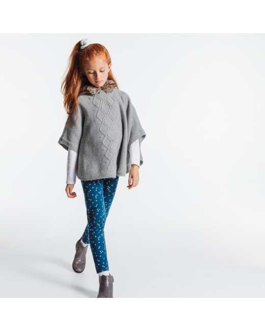Cape en tricot irisé à capuche gris fille