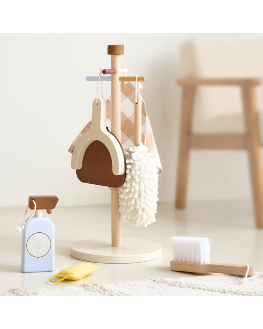 Kit Ménage Enfant Bois Noyer