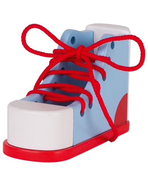 Chaussure à lacer en bois