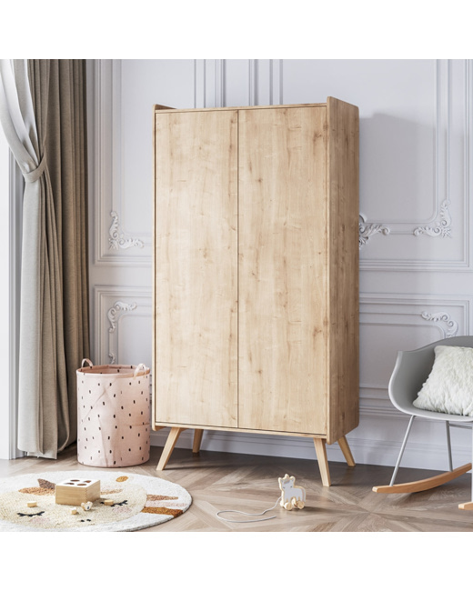 Armoire Vintage