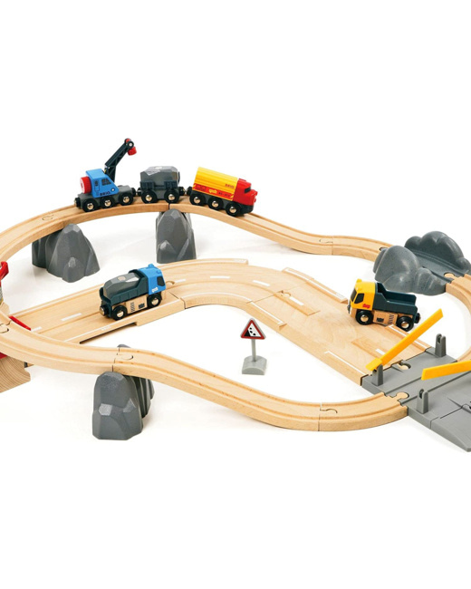 Circuit rail route transport de roches