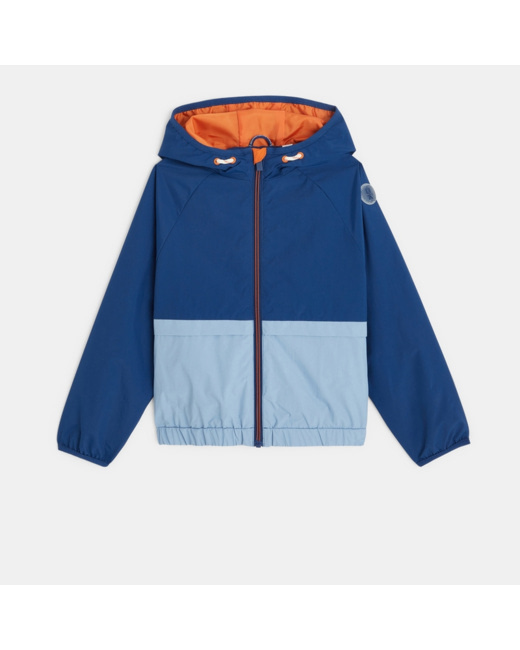 Blouson déperlant à capuche bleu garçon
