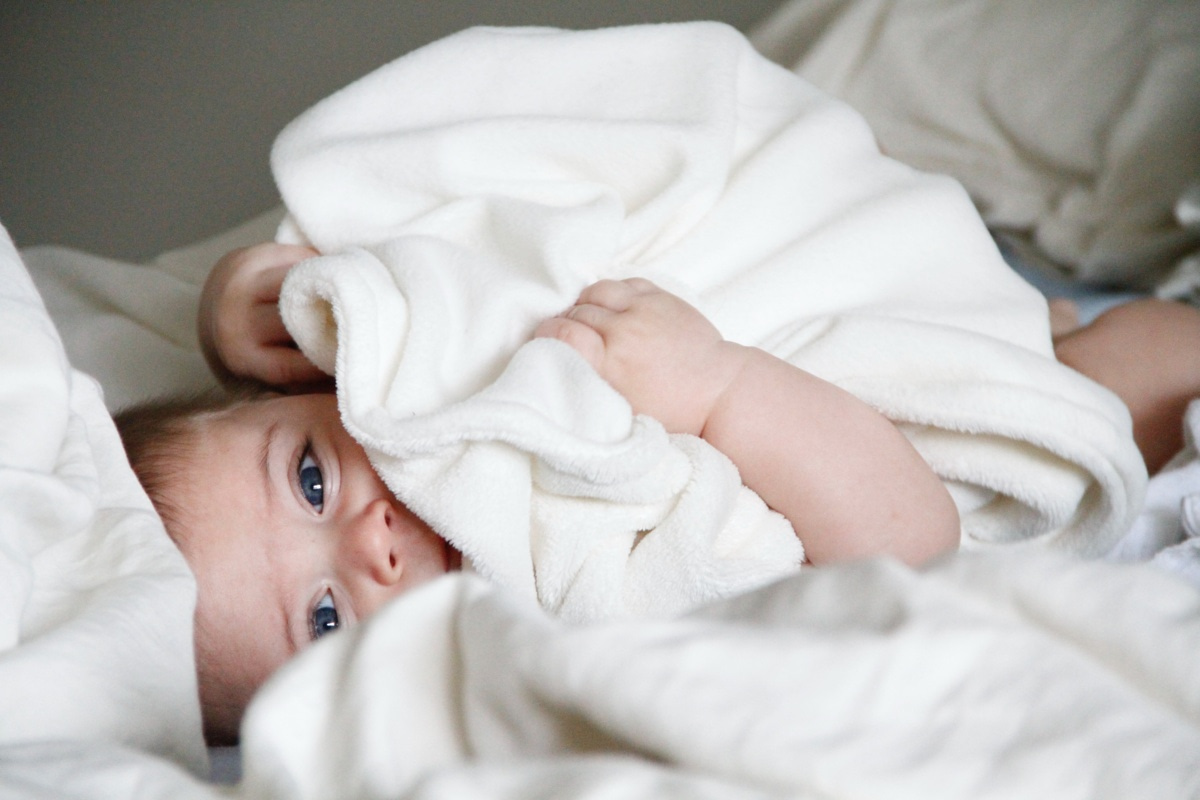 Préserver la peau sensible de bébé : Les ingrédients à éviter dans la  lessive pour bébé – Maia
