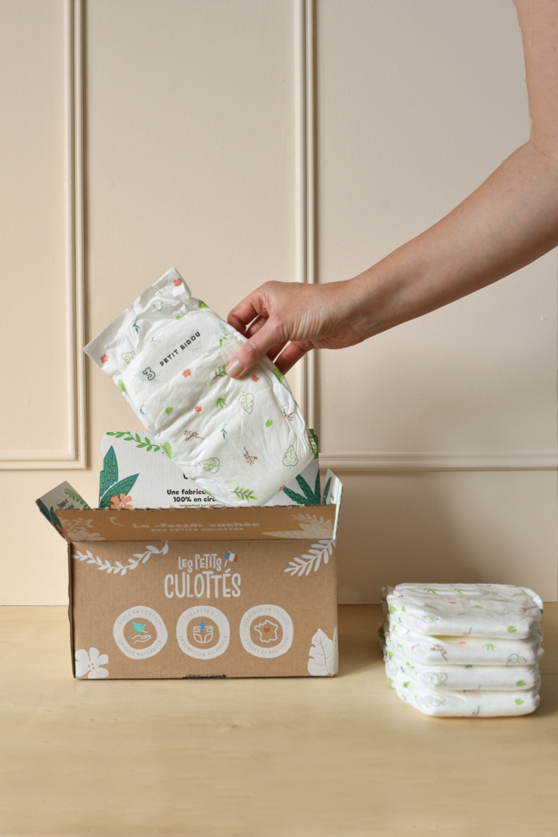 Couche Les Petits Culottés sortie de son carton