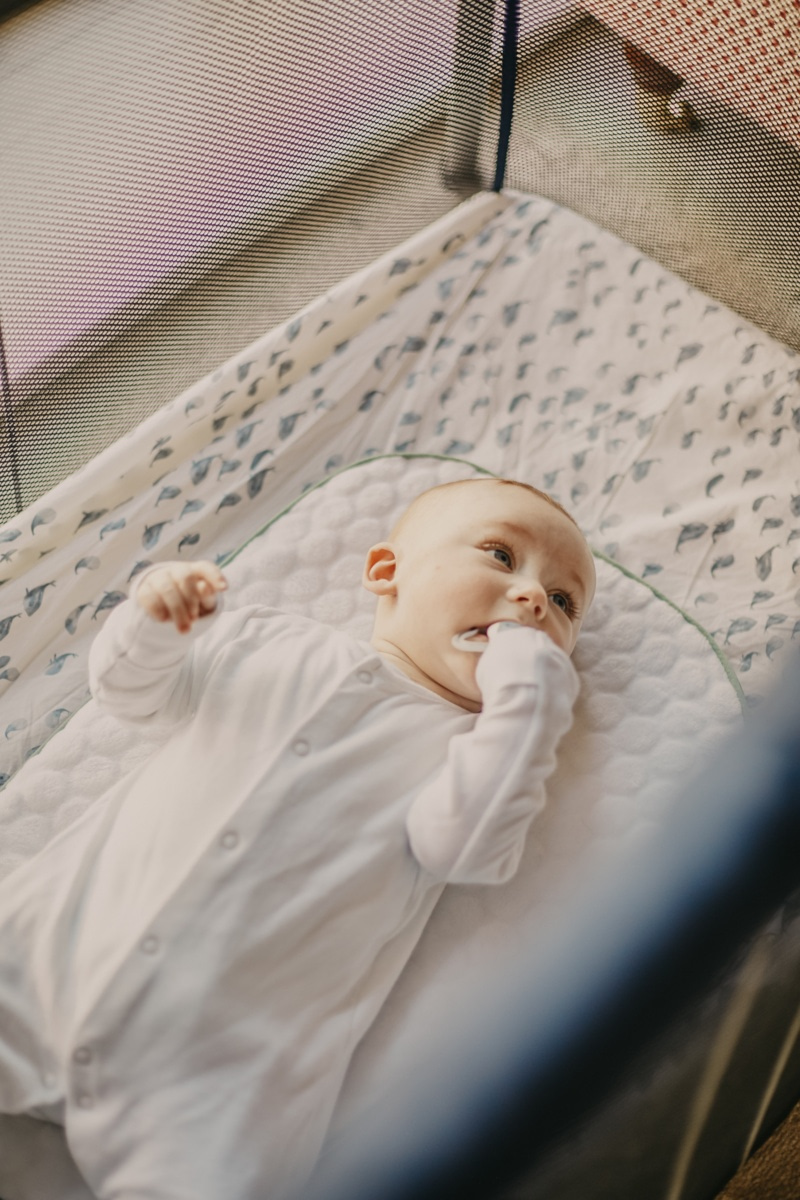 5 astuces pour choisir le meilleur lit parapluie pour votre bébé