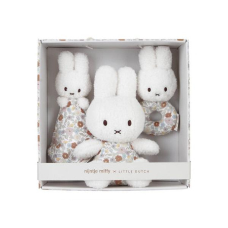 Avis Coffret cadeau (peluche, doudou, hochet tissu) LITTLE DUTCH 1
