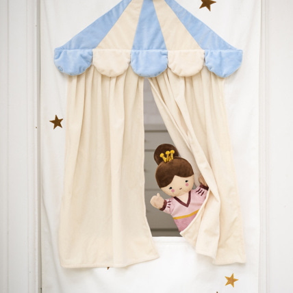 Avis Théâtre De Marionnettes Pour Porte «légende» Petite Amélie 6