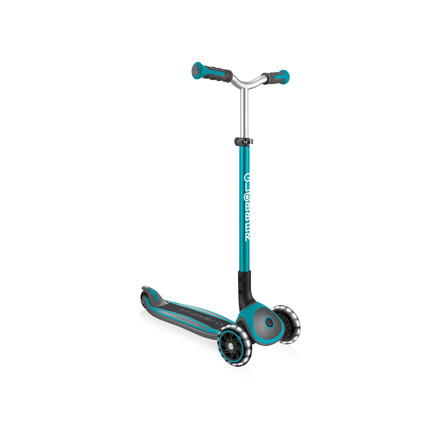 Avis Trottinette enfant 3 roues évolutive pliable MASTER LIGHTS Globber 3