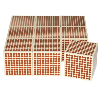 Avis 9 cubes de 1000 en bois ambiance montessori 1