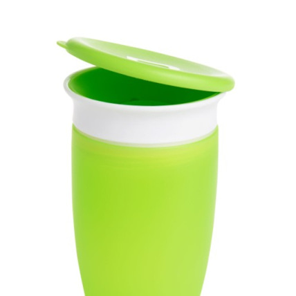Avis Couvercles tasse 360° miracle MUNCHKIN 2