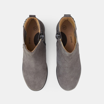 Avis Boots chelsea cuir festonnées grises fille OKAIDI 2