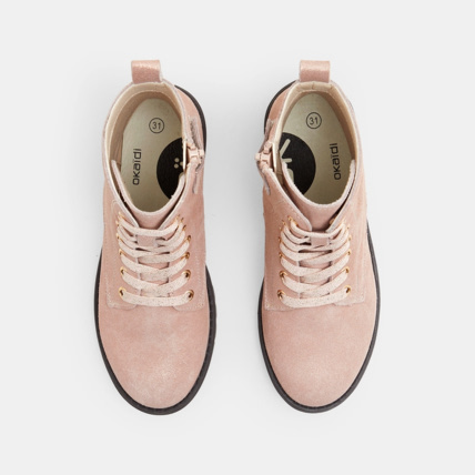 Avis Boots croûte de cuir irisée à lacets roses fille OKAIDI 2