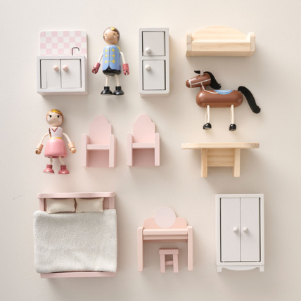Avis Maison De Poupée Château De Princesse En Bois - Figurines Et 10 Meubles Petite Amélie 3