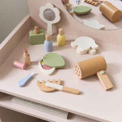 Avis Trousse de maquillage Kit de beauté d'Amélie Petite Amélie 3