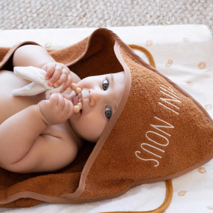 Avis Cape de bain bébé + gant Trois Kilos Sept 7