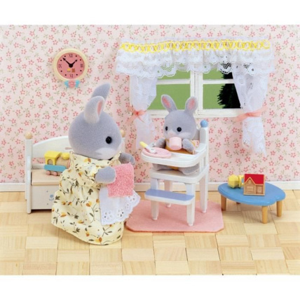 Avis Chaise haute Mini poupées SYLVANIAN FAMILY 1