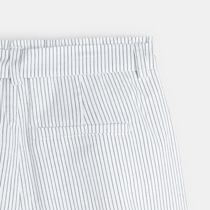 Avis Short ceinturé en toile rayée gris fille OKAIDI 3