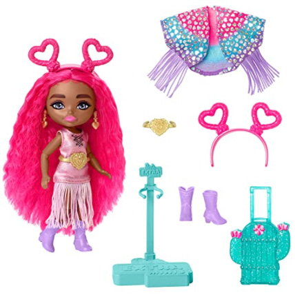Avis Barbie - Poupée Extra Cool Mini - Tenue pour le désert BARBIE 1