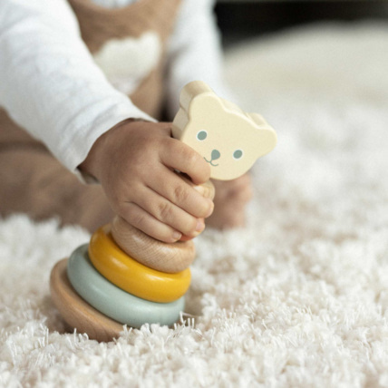 Avis Pyramide empilable pour bébé en bois FSC® Trois Kilos Sept 4