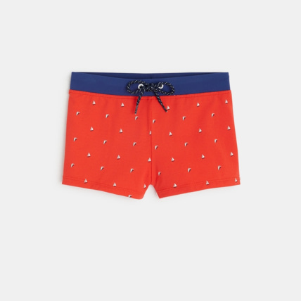 Avis Boxer de bain imprimé de voiliers rouge garçon OKAIDI 1