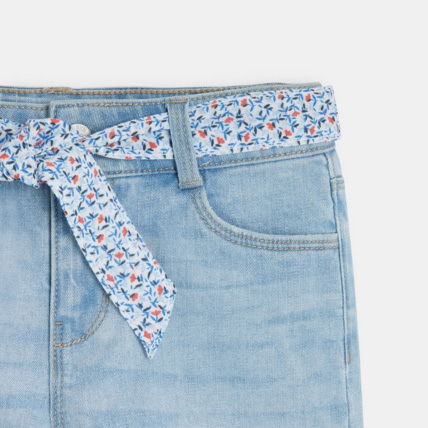 Avis Bermuda en jean et ceinture ruban bleu fille OKAIDI 2