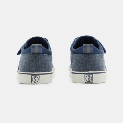 Avis Tennis toile chambray lacets et scratch bleues garçon OKAIDI 4